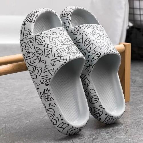 Coslony men slippers Summer 2021 New Graffiti Indoor Bathroom Women Slippers Fashion Thick Heel Indoor Slides Home Lovers Shoes