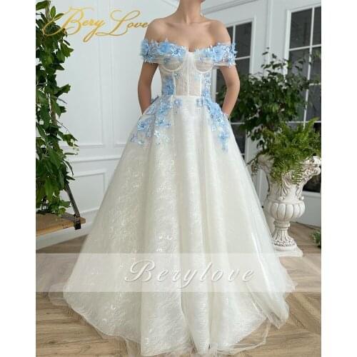 Berylove Embroidery Prom Dresses A Line Appliques Sweetheart Party Dresses 3D Flower Leaves Sleeves Long Tulle Evening Dresses