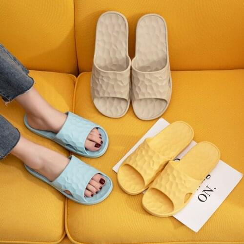 2020 New Womens Summer New Indoor Home Slippers Slippery Light Shoes Female Soft Bottom Sandals And Slippers Women Wholesale