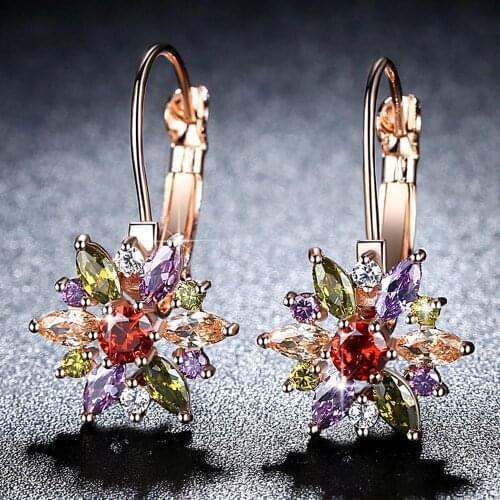4 Color Flower Zirconia Crystal Stud Earrings For Women Vintage Love Wedding Earring Statement Jewelry bijoux A357