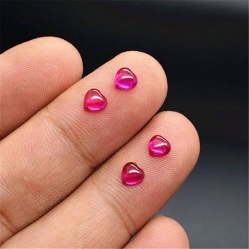Joanlyn 2pcs Ruby Heart Cabochons Smooth Polished Surface Heart Shape Blood-red Ruby Cabochons Flat Back 2 Sizes to Choose C84R