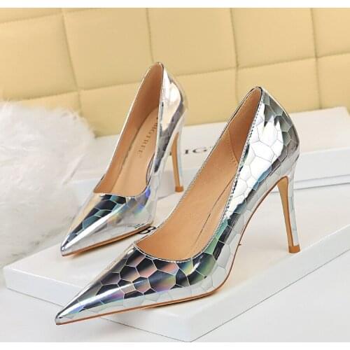 Womens Colorful Metallic Shiny Pumps Silver 9.5cm Fish Scales Pattern Banquet Ladies Shoes Sexy Rose Red Stone Veins High Heels