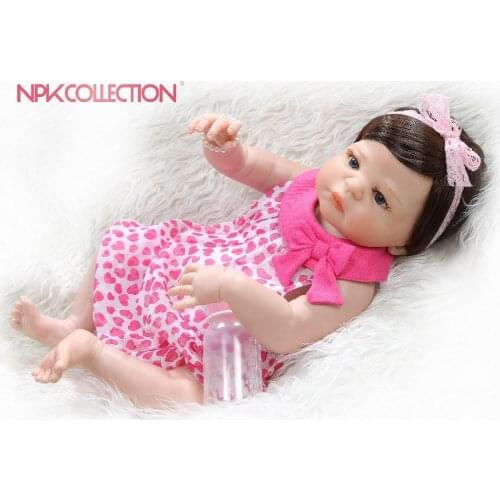 56CM bebe doll reborn baby girl victoria full body silicone Bath toy 100% hand detailed paiting pinky skin 0-3Month baby