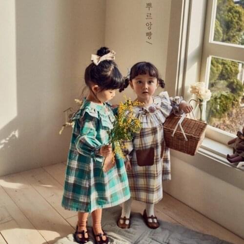 2021 Autumn New Childrens Dress Girls Korean Plaid Embroidered Flower Cute O-Neck Ruffle Princess Dress Girls Autumn Clothes