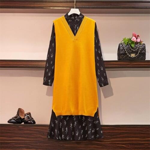 L-4XL 2020 Womens Plus Size Autumn Winter Wear New Slim Dress Set Long Sleeves Comfortable Yellow Sweater + Black Dresses