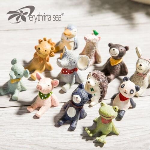 Cute miniature animal garden Resin animal plant pot decoration Popular party home decoration accessories figurines home decor
