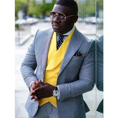 New Style Groomsmen Iight Grey and Yellow Groom Tuxedos Shawl Lapel Men Suits Wedding Best Man ( Jacket+Pants+Vest+Tie ) D94
