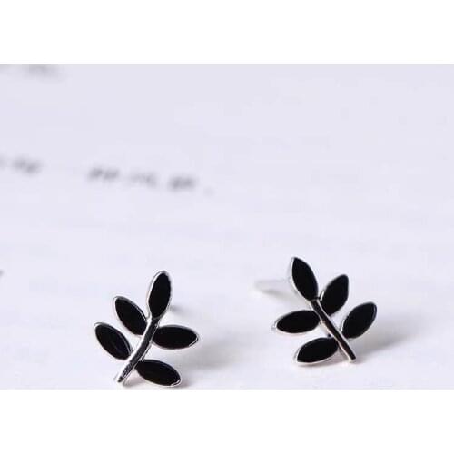 Cute Black Epoxy Olive Leaf Stud Earrings For Women Simple Small Fashion Plant Jewelry For Girls Gift SD2158