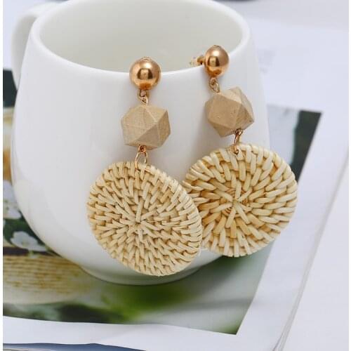 Fashion Bohemian Style Round Straw Woven Dangle Earrings For Women Geometric Exaggerate Round Pendant Statement Jewelry2019