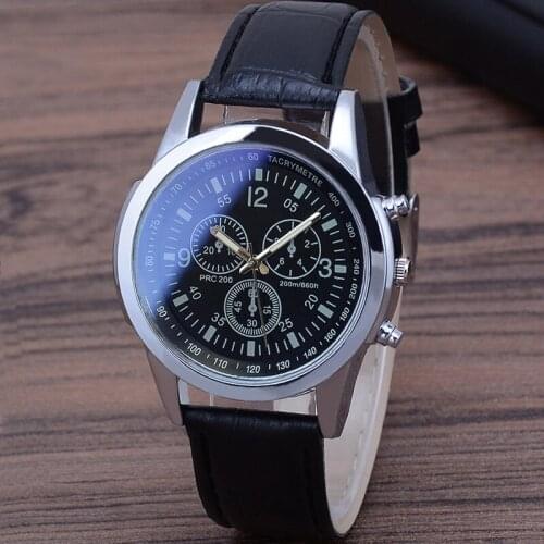 Wrist Watch Blue-Tinged Glass Three-Eyed Leather Belt Mens Watch Gift Watch Quartz Male Luxury Man Watch 2020