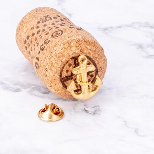 Creative Metal Anchor Brooch Gold Color Navy Style Lapel Pin For Mens Shirt Women Collar Jewelry Birthday Gift