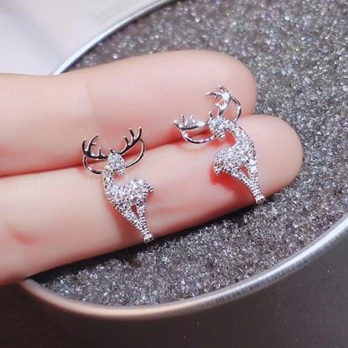 Fashion Crystal Christmas Elk Deer Stud Earrings Lovely Animal Statement Earrings for Women Creative Christmas Jewelry Gifts