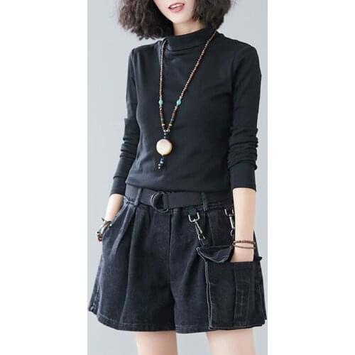 Pave Hawk Women's Travel Shorts
