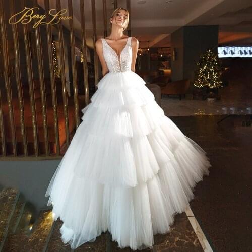 Berylove White Wedding Dress A line Long Bridal Dress Tiered Bodice Layers Bridal Gown Sequin Top Elegant vestido de Marriage