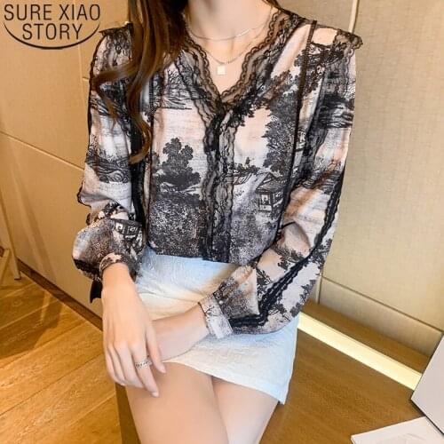 Fashion Lace Hook Flower V-neck Shirt Vintage Ink Print Tops 2021 Autumn New Women Long Sleeve Blouse Clothes Blusa Mujer 16561