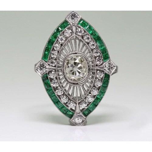 Gipsy Style Shield Shape Ring Back Hollow Engraved Green Crystal Ring For Woman Nobility Luxury Finger Accessories Jewelry