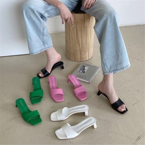 Women Slippers Womens Shoes 2021 Fashion Summer Mules Slides Female Ladies Open Toe Women Heels Designer Shoes Home Outdoor