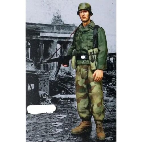 1/16 Infantryman, March 1945, Resin kit Soldier GK, Military subject matter of WWII, Uncoated No colour