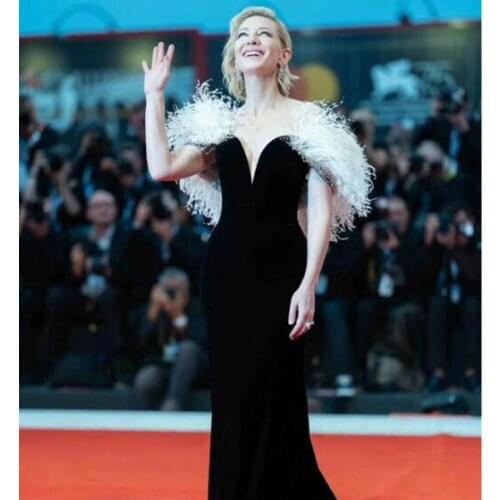 New feather Black Velvet Evening Dresses Vintage Formal Party Elegant Gown Arabic Aso Ebi Muslim Prom Dresses Custom