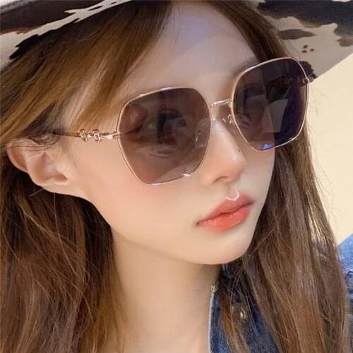 Elbru Fashion Classic Women Luxury Sunglasses Metal Frame Square Oversized Sun Glasses For Lady Eyewear Female Black Oculos