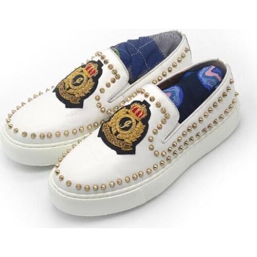 New arrival fashion men shoes rivet genuine leather slip on casual shoes for men loafers board shoes