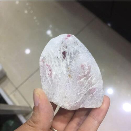 Top! 1pcs rare 100% natural ruby spinel rough stones and minerals specimen healing crystals for home decoration can stand