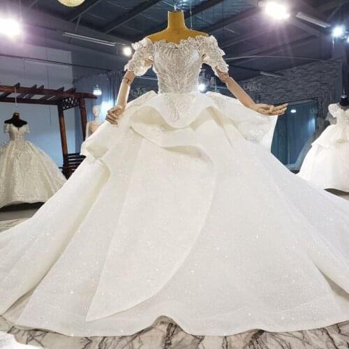 Puff Skirt Short Sleeve Lace Wedding Dress 2021 Elegant Appliqued Lace Bridal Gowns Ball Gown Corset Back Princess Wedding Gowns