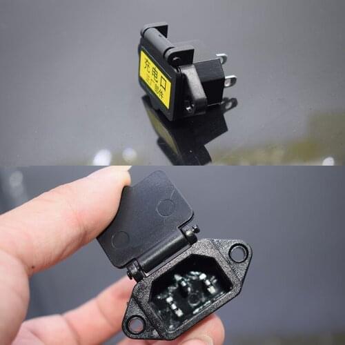 Storage battery charging socket With cover the waterproof splash electric tricycle charging mouth words and 2 bronze socket pin