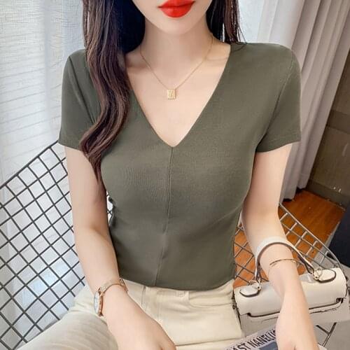 LJSXLS Short Sleeve V-Neck Women T-shirt Summer Slim Cotton Top Female Solid Skinny Tshirts Green All-match Tee Shirt Femme 2021