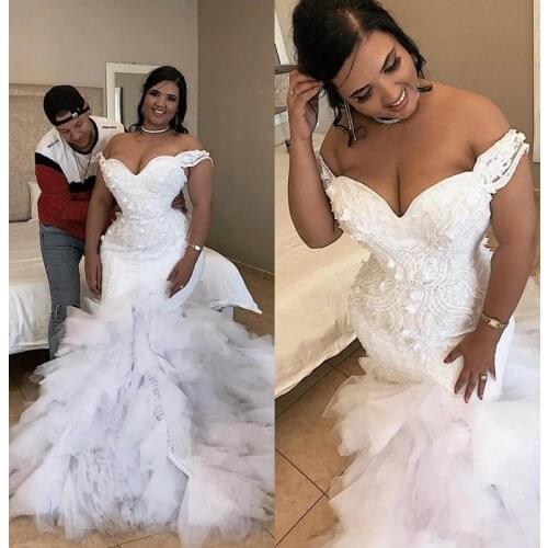 African Cascading Ruffle Plus Size Wedding Dresses Lace Floral Appliqued Beading Off Shoulder Tiered Skirts Mermaid Wedding