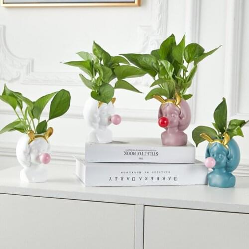 Mini Creative Nordic Style Resin Flower Vase Decoration Home Decorative Vases for Flowers Pot Small Vintage Table Vase Terrarium