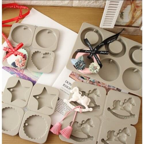 1PC New DIY Silicone Clay Aromatherapy Tablet Gift Mold Hanging Ornament Handmaking Wax Flower Soap Craft Accessories Home Decor