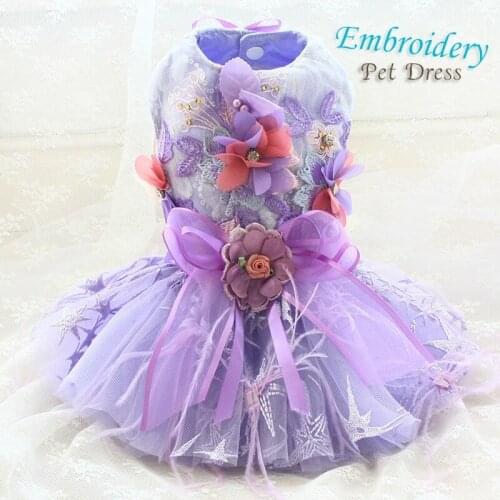 Free Shipping Handmade Dress Dog Clothes Lace Diamond Flowers Embroidery Feather Skirt Evening Party Gown Pet Cat Wedding Poodle
