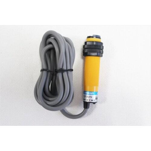 Feedback reflex photoelectric switch sensor E3F-R2P2 DC PNP NC diameter 18mm distance 2m Transducer