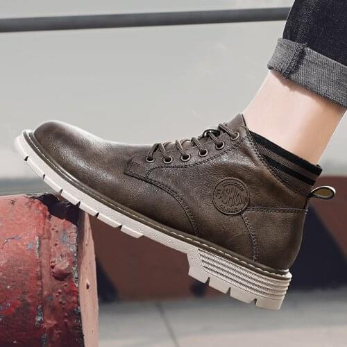 Autumn Men Boots Non Slip Comfortable Outdoor Shoes Plus Size Mens Shoes Casual Leather Basic Footwear Brand Fashion Sneakers