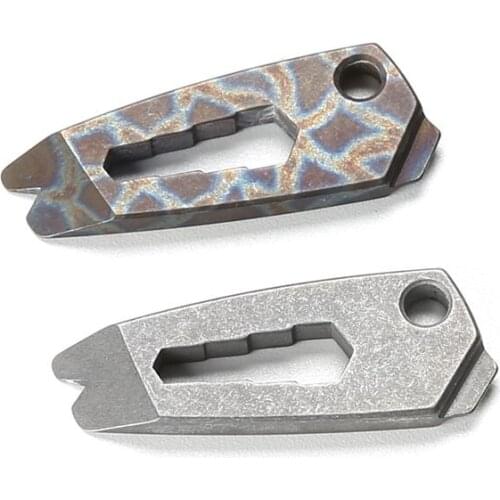 Mackwalker Multifunctional titanium alloy EDC gadget Keychain pendant hanging buckle outdoor screwdriver bottle opener