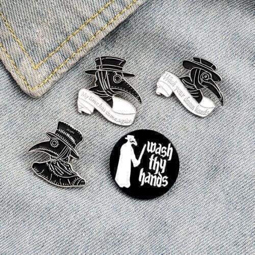 New style Woodpecker with Hat Brooch Animal Hooded Western cowboy pin Creative Accessories Cartoon Combination Student Lapel