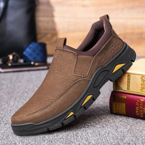Mens Sneakers cow Leather Men Loafers Shoes Fashion Slip on Men Driving Shoes Soft Formal Dress Men leather loafer