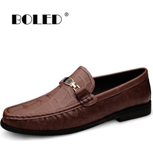 Natural Leather Shoes Men Loafers Moccasins Soft Outdoor Bussiness Men Casual Shoes Slip-on Breathable Driving Men Shoes