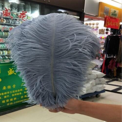 Holiday Decorations 50pcs beautiful gray ostrich feathers 16-18 inches/40-45 cm wholesale decoration