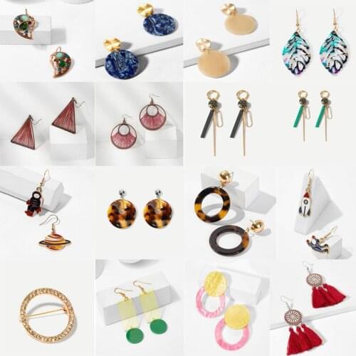XEDZ Fashion Hot Sale Various Colors Various Shapes Earrings Stud Earring Charm Generous Beautiful Woman Ear Jewelry