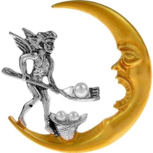 CINDY XIANG Creative Portrait Anime Brooches Unisex Metal Funny Abstract Figure Face Moon Shape Brooch Pins Jewelry Gift Friends