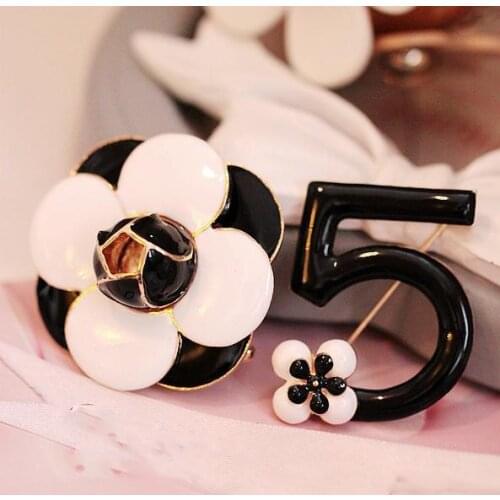 Fashion Camellia CC Brooch For Women Brand Jewelry 5 Number Shape Broach Channel Brooches Lapel Pin Collar Clips Broche CY021