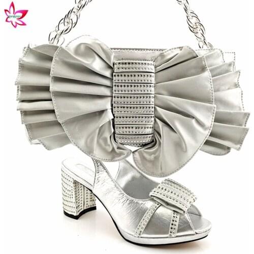 Silver 2021 New Special Design Italian Women Party Shoes Matching Bag Set Super High Heels with Crystal for Royal Party
