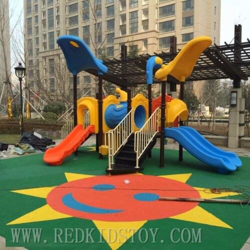 RKTOY Street Attractions