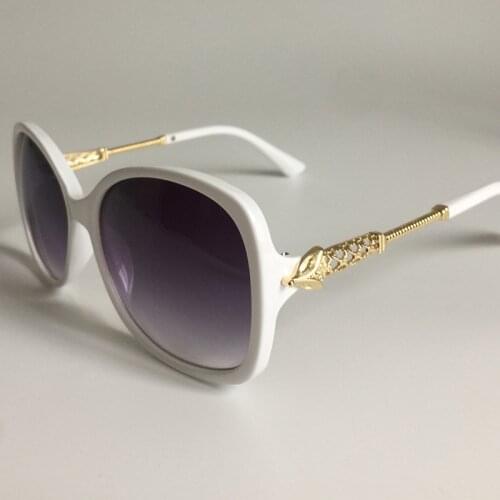 2021 Women Sunglasses Oversize Frame Sun Glasses Anti-UV Spectacles Hollow Temples Adumbral A