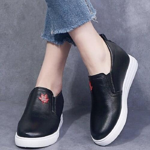 2021 High Quality Hidden Wedge Heels Casual Shoes Woman Platform Shoes Elevator 7CM High-heels Outdoor Walking Sneakers Women