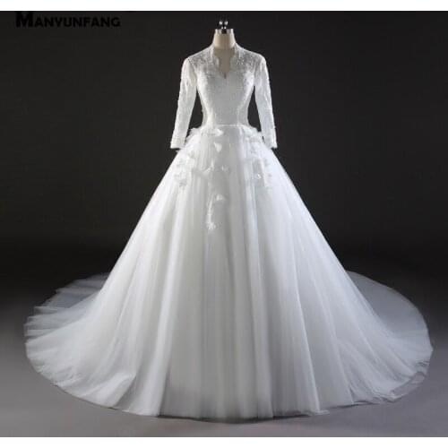 2021 Hot Sale Chapel Train Embroidery Appliques Tulle Bridal Ball Gown Luxury Full Sleeve Lace Up Back V-Neck Wedding Dress
