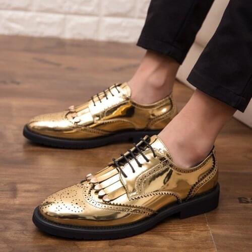 New Designer Spring Mens Gold Tassels Pointed Lace Up Flats Oxford Shoes Wedding Prom Formal Footwear Sapato Social Masculino