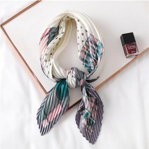 2021 Women Crinkle Silk Scarf Shawls and Wraps Fashion Plaid Print Neck Scarves Foulard Hair Band Neckerchief Bandana